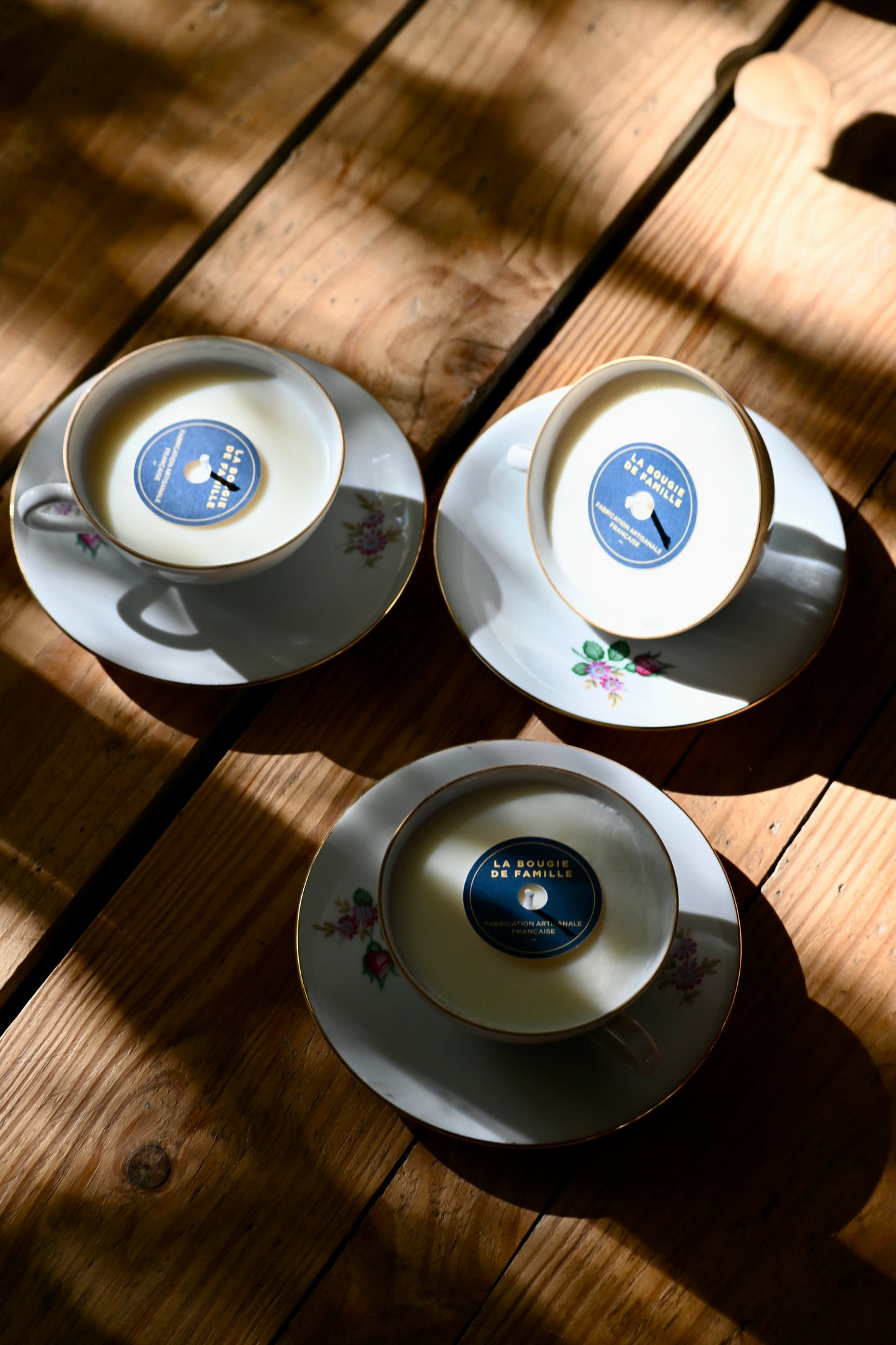 Tasse et coupelle bouton de rose