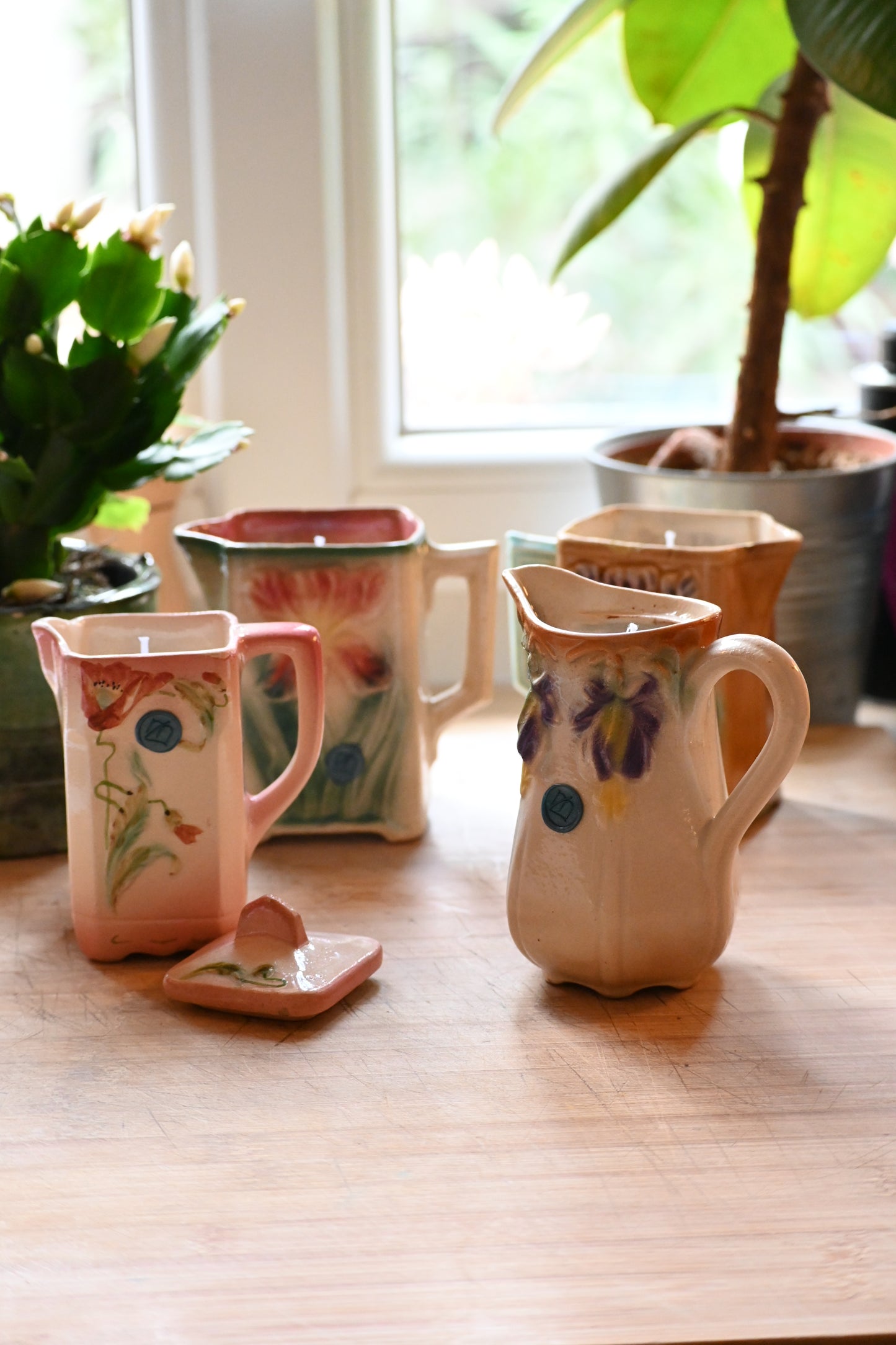 Pot à lait barbotine pavot