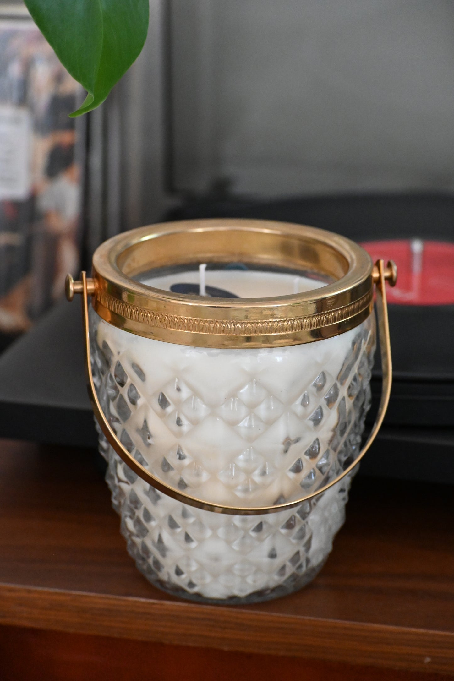 Seau à glace ciselé anse dorée