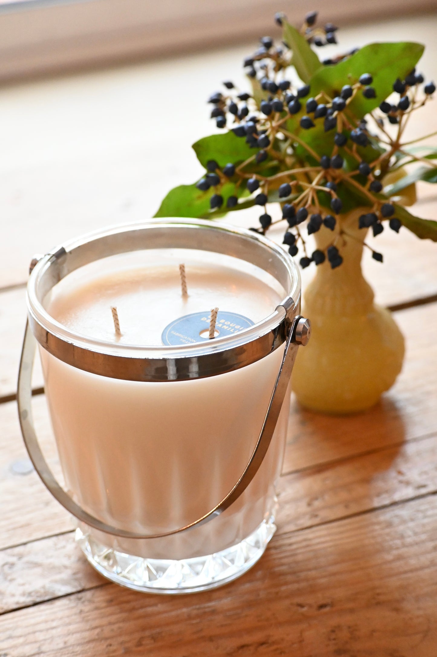 Seau à glace ciselé anse argentée