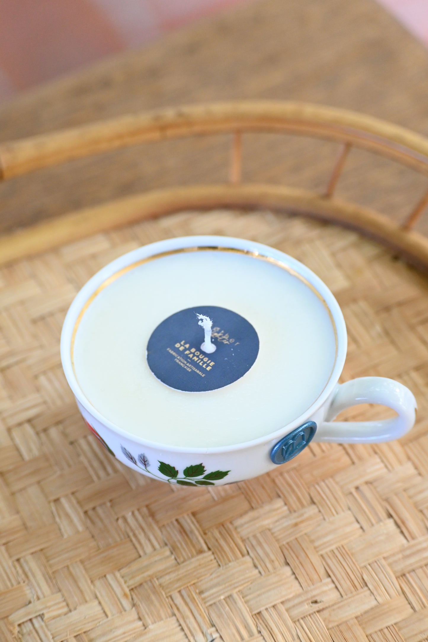 Petite tasse rose et liseré or
