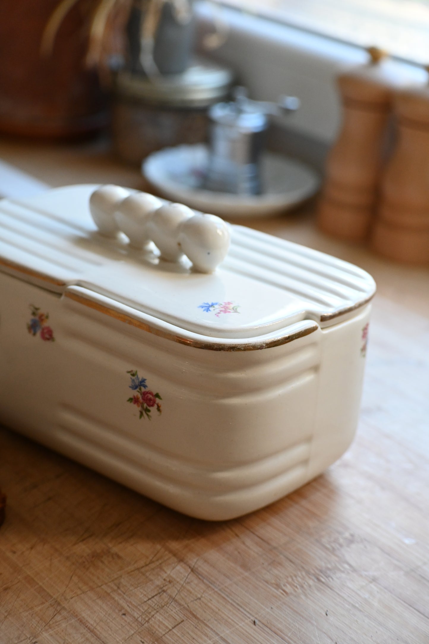 Boite à biscuit porcelaine