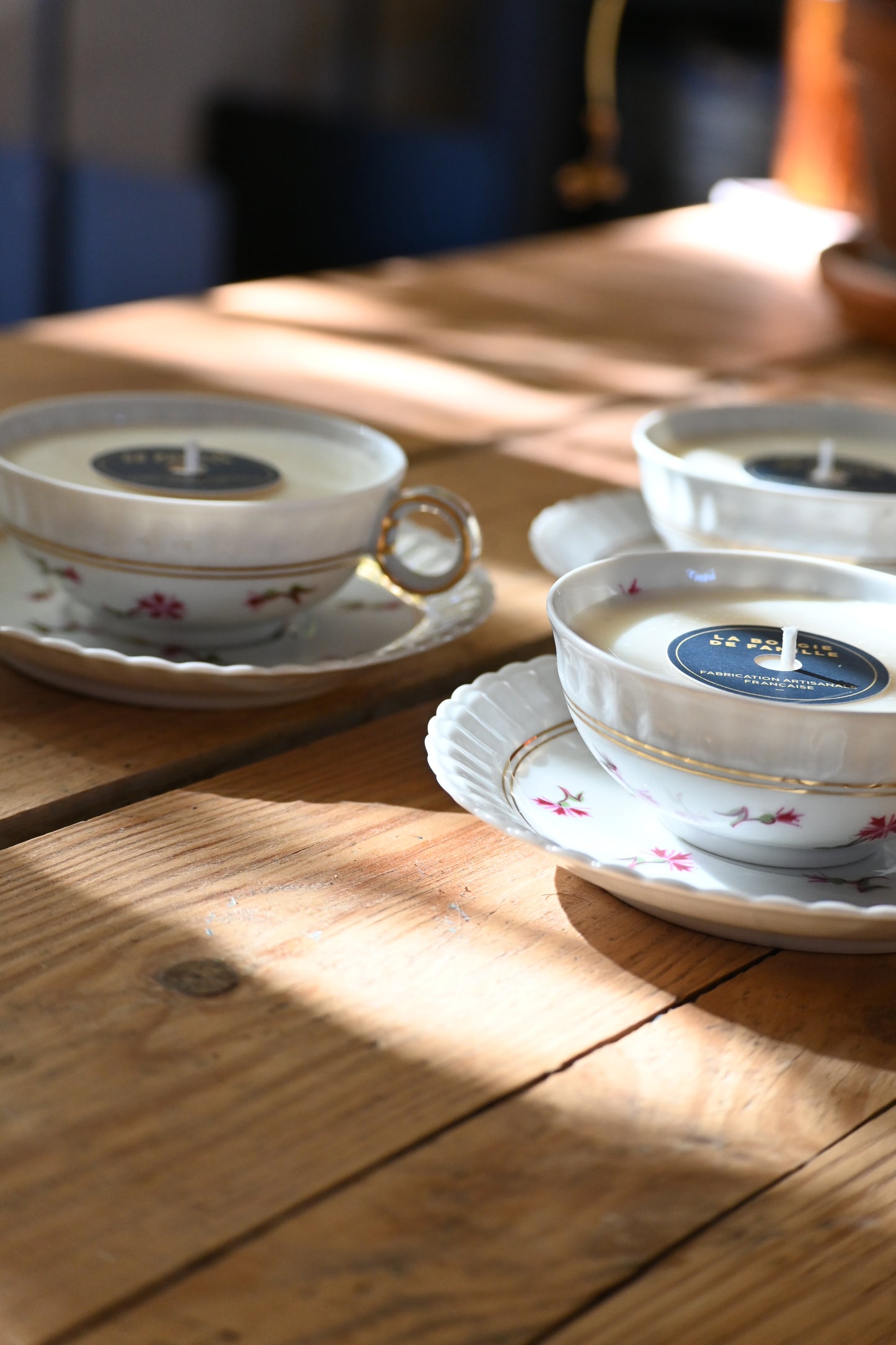 Tasse et coupelle petites fleurs