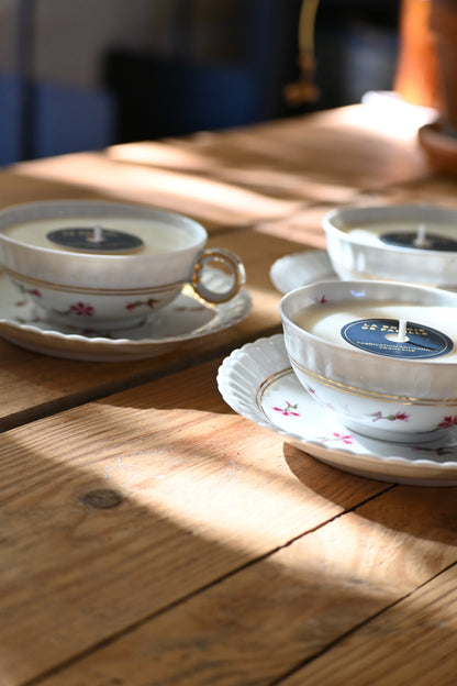 Tasse et coupelle petites fleurs