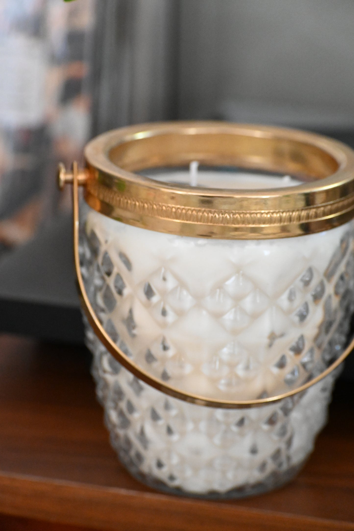 Seau à glace ciselé anse dorée