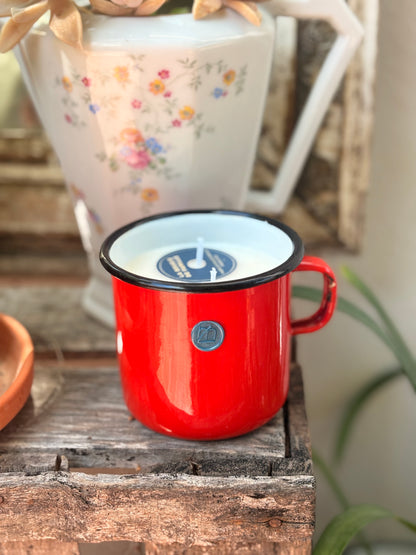 Tasse émaillée
