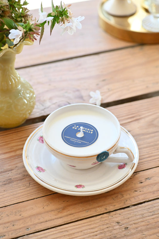 Tasse et coupelle fleurs et doré