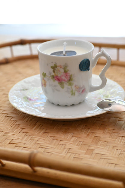 Tasse et coupelle pivoines
