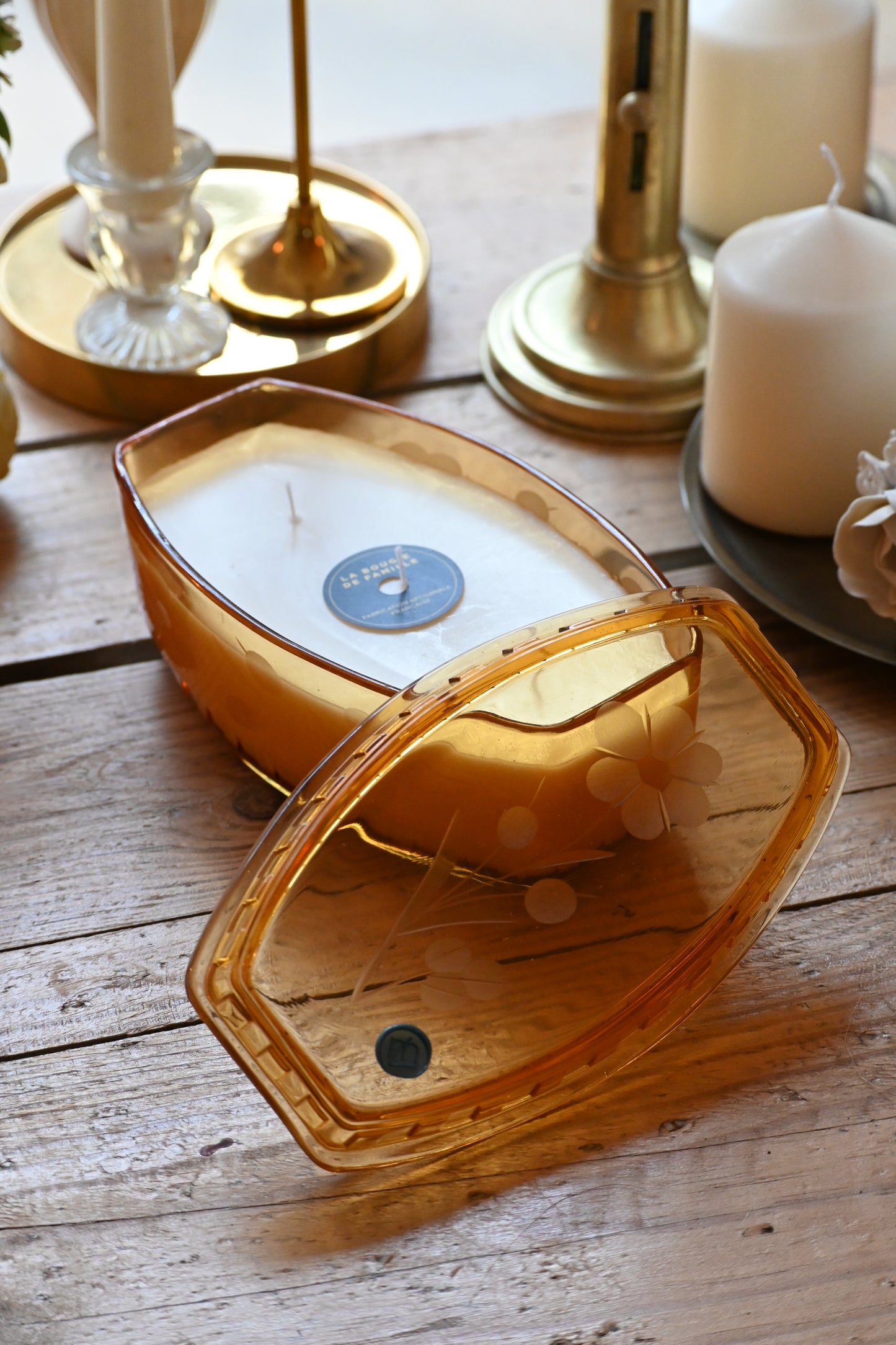 Boite en verre ciselé orange