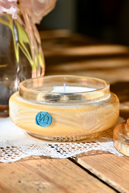 Petite boite en verre ciselé