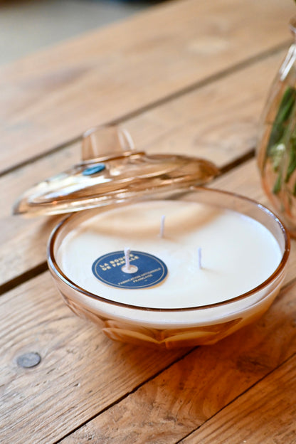 Boite en verre art déco rose