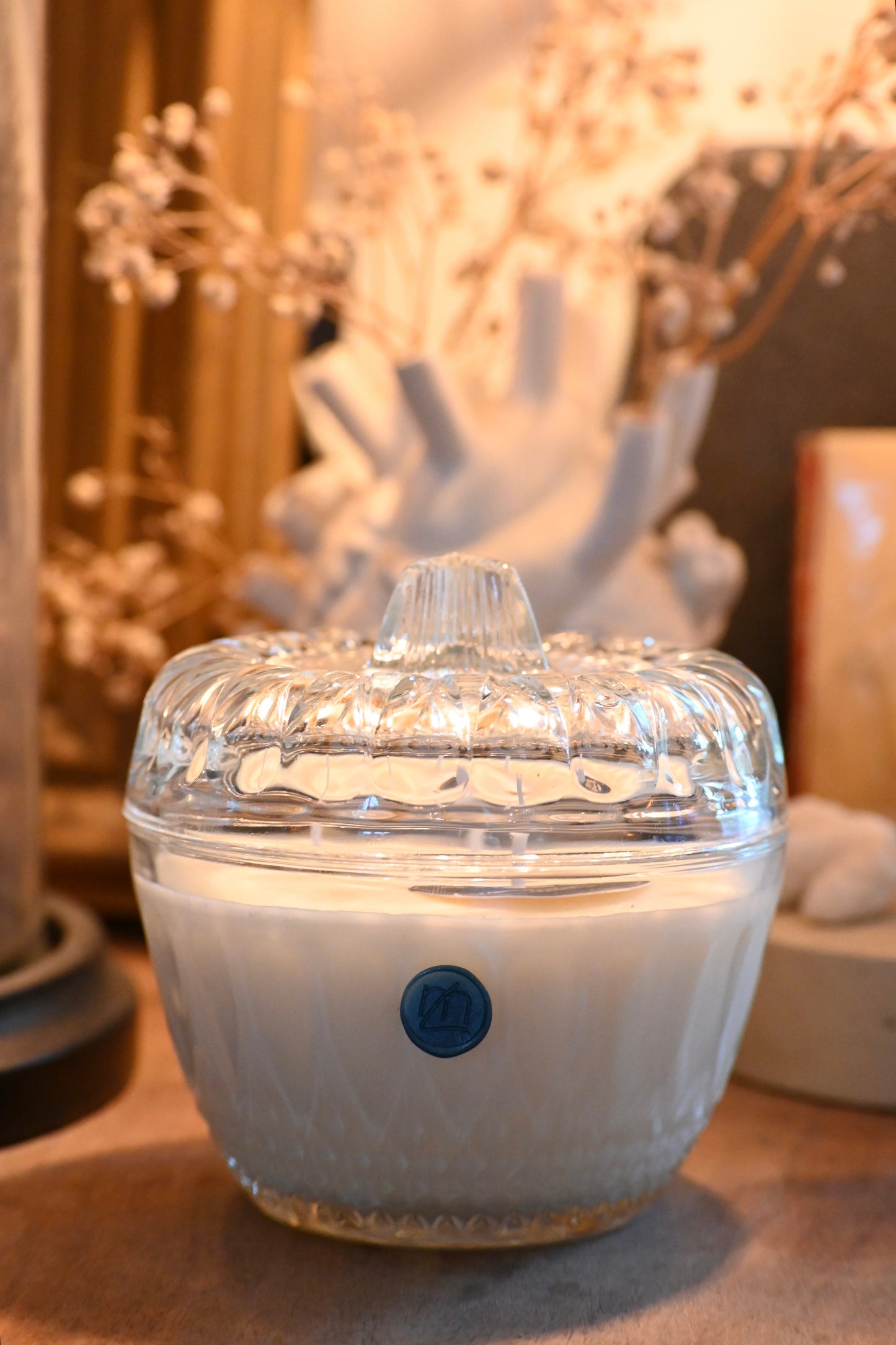 Boite en verre ciselée