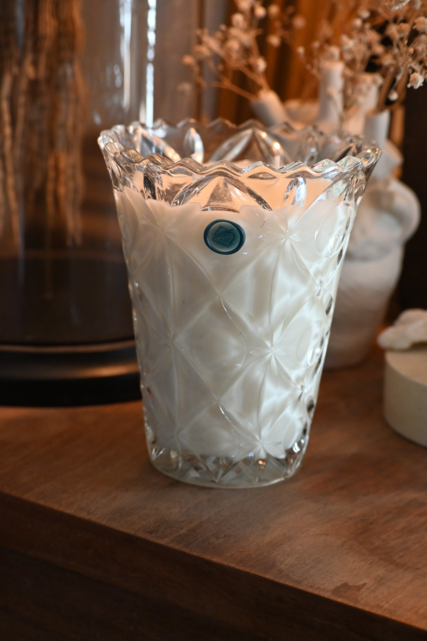 Petit vase en verre ciselé