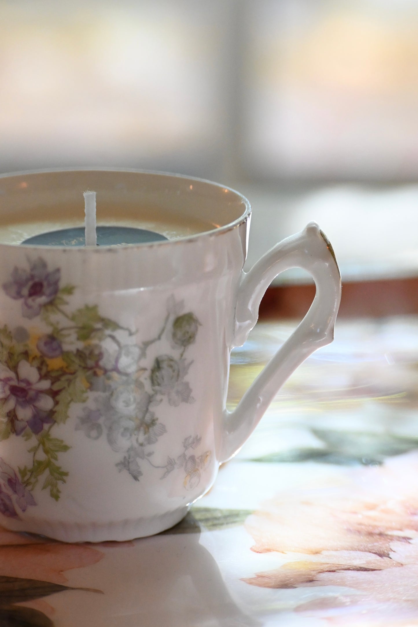 Tasse anémones parme