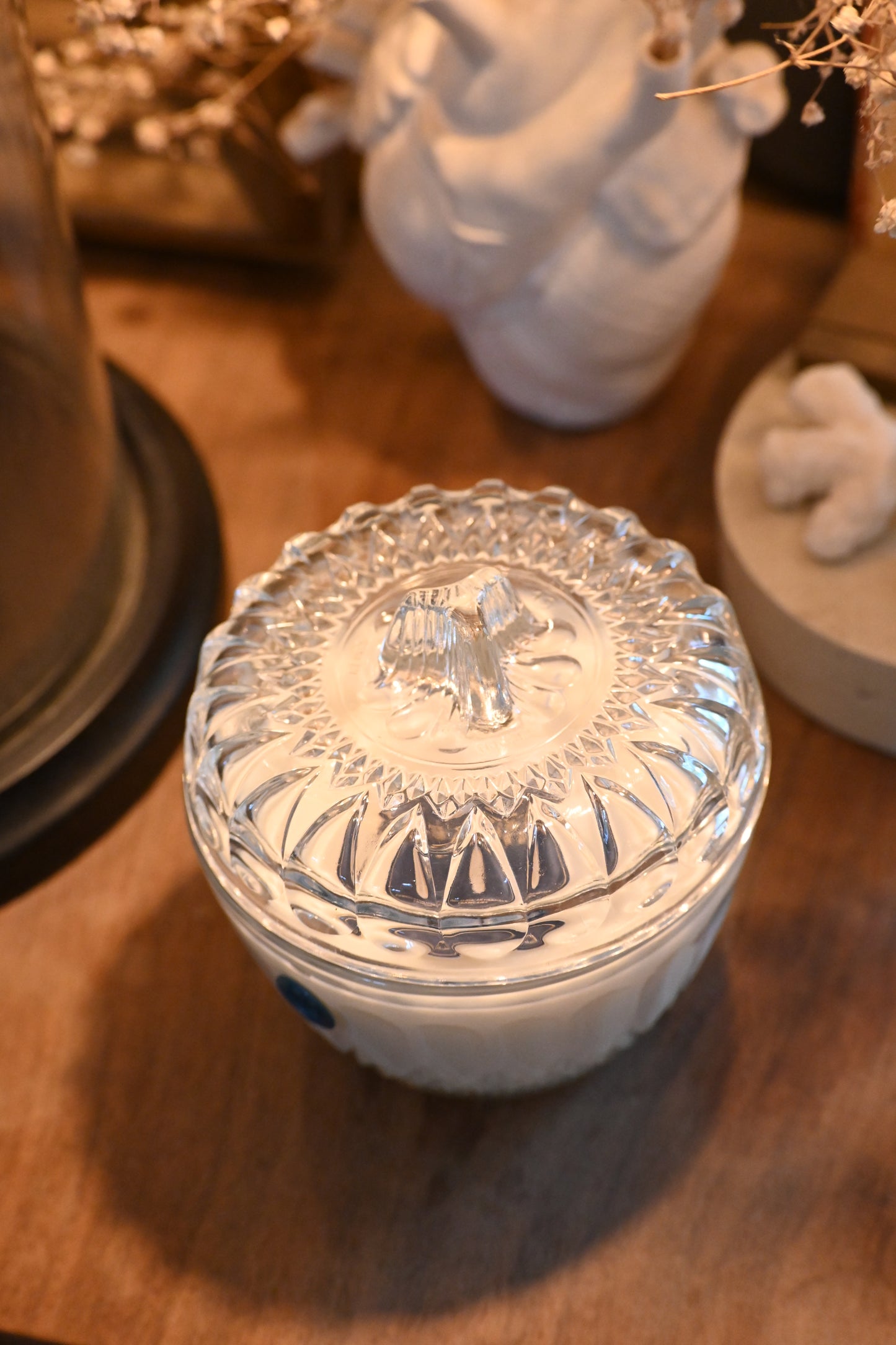 Boite en verre ciselée