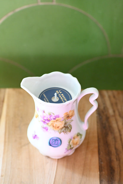 Pot à lait roses et violettes