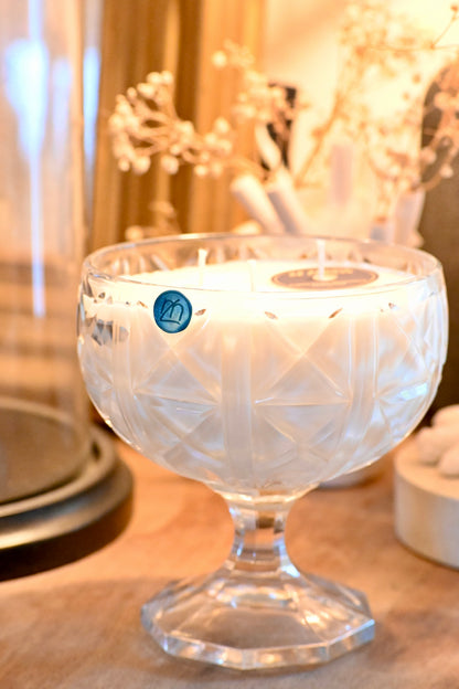 Grande coupe ciselée