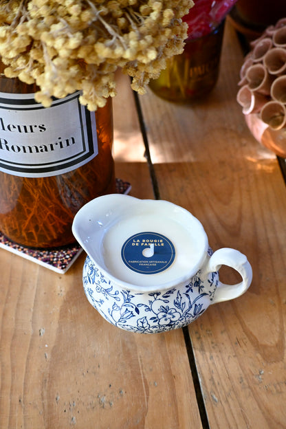 Pot à lait fleurs bleues