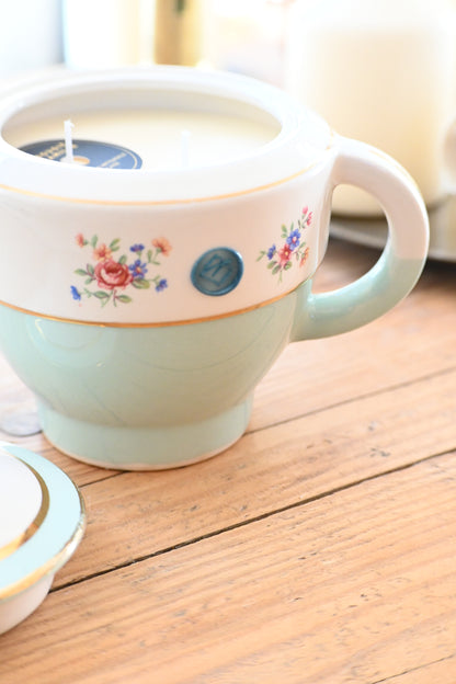 Sucrier turquoise et petites fleurs