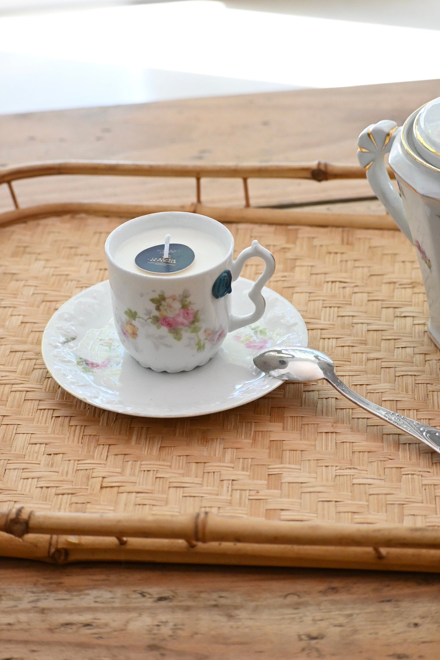 Tasse et coupelle pivoines