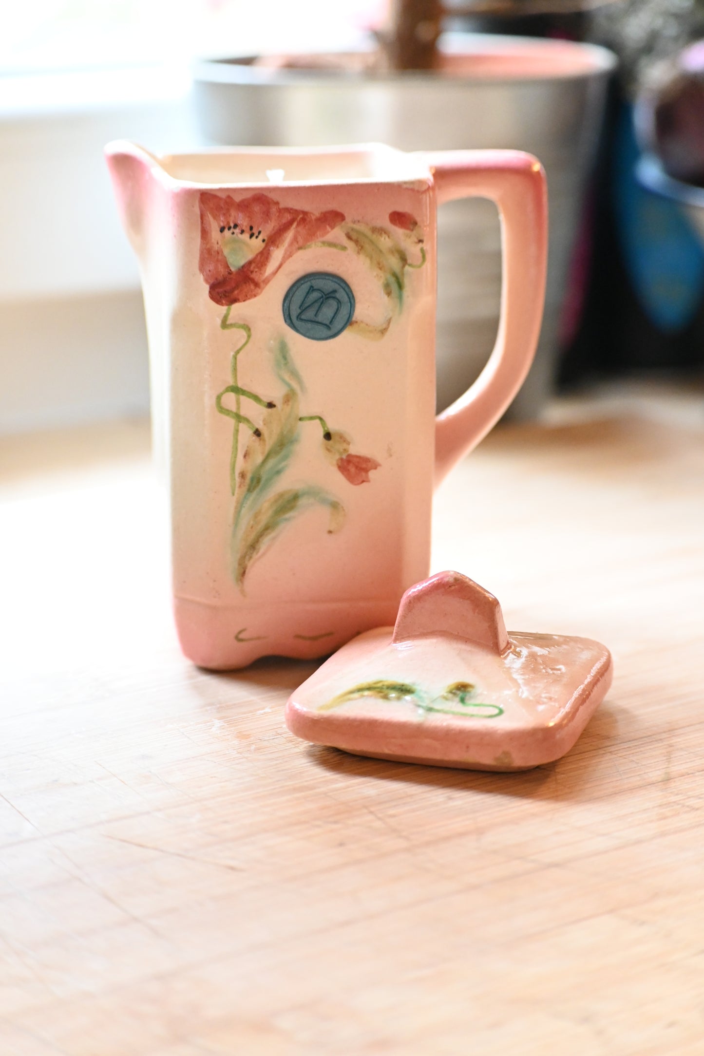 Pot à lait barbotine pavot