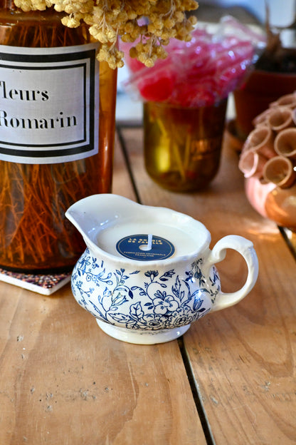 Pot à lait fleurs bleues