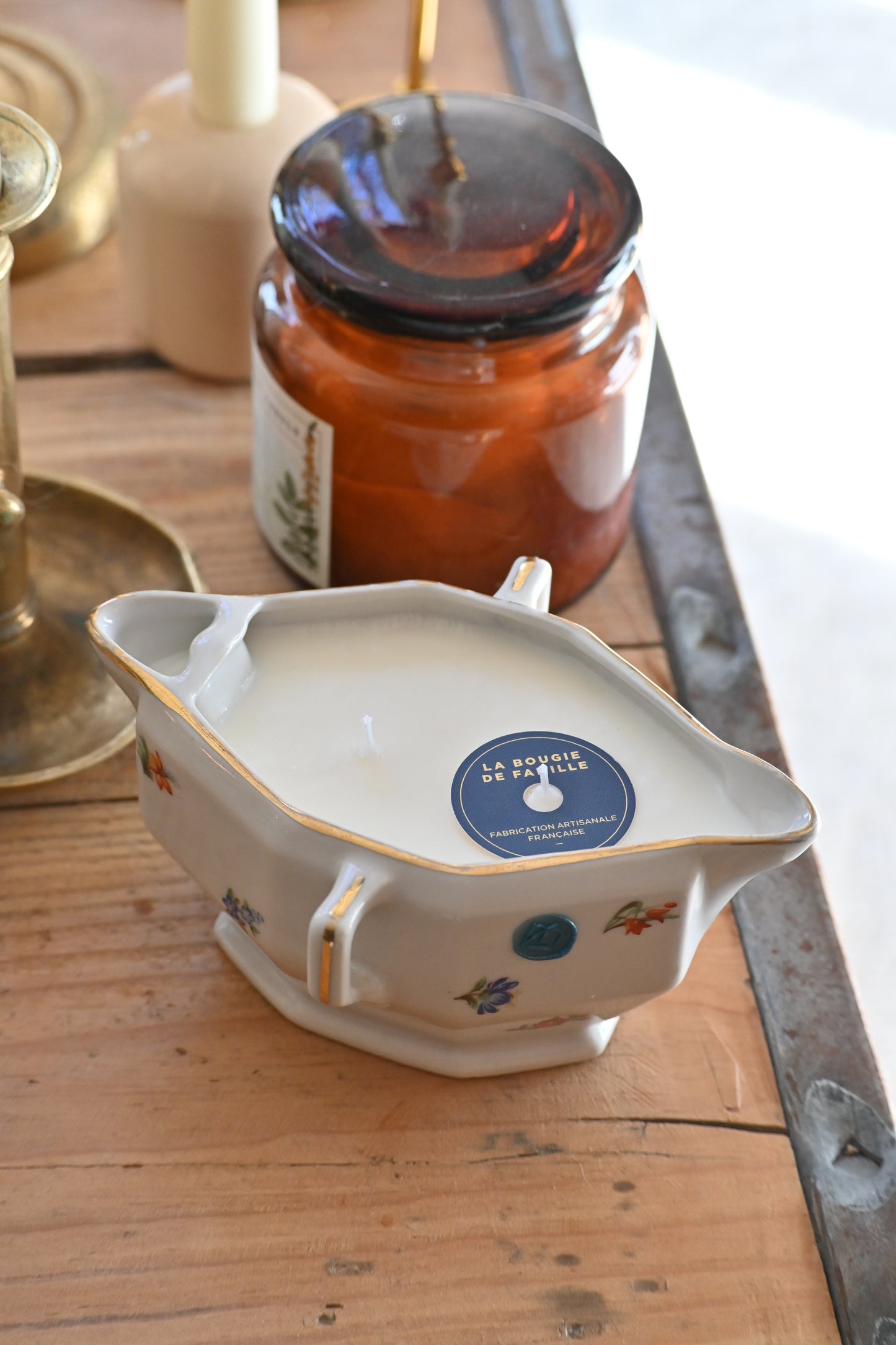 Saucier fleuri, vert et doré