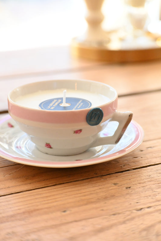 Tasse et coupelle fleurs et rose