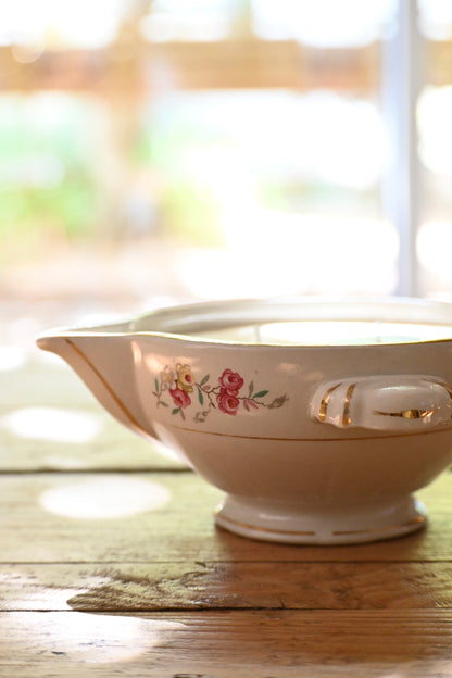 Saucier fleuri, fleurs et doré