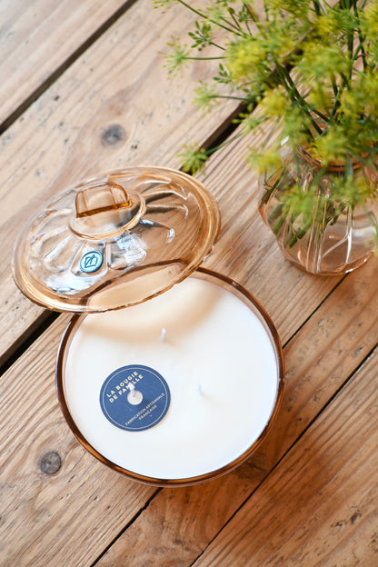 Boite en verre art déco rose