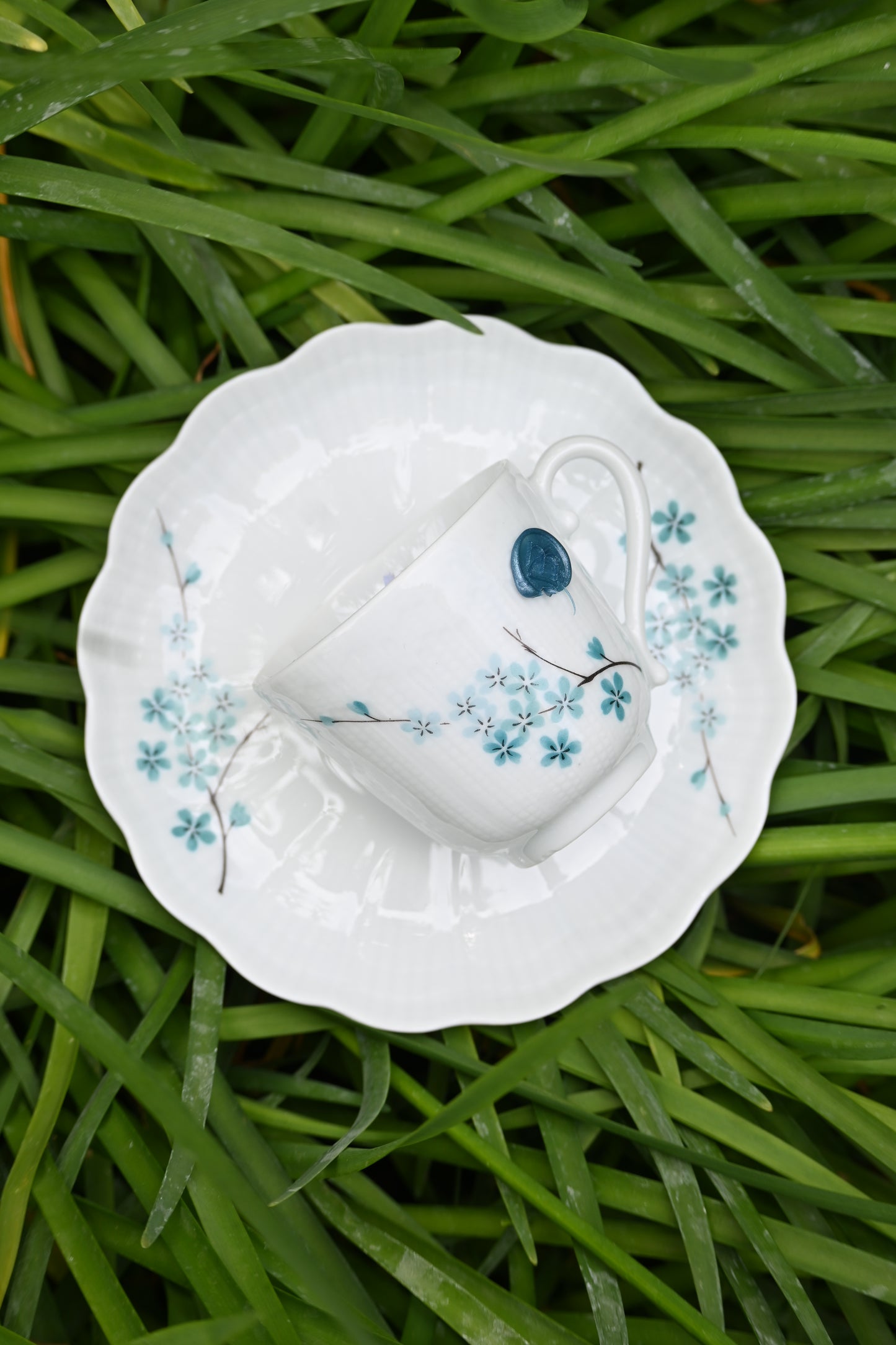 Tasse et coupelle fleurs bleues