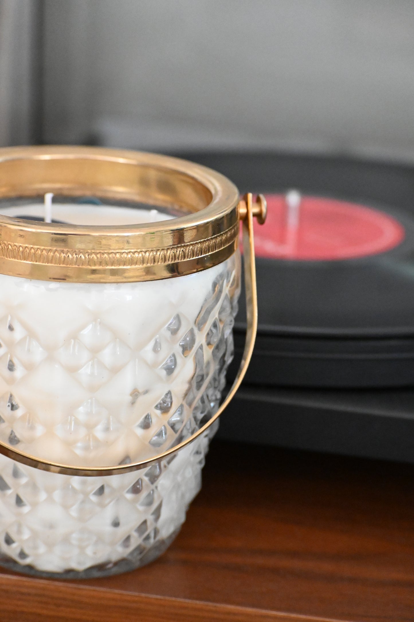 Seau à glace ciselé anse dorée