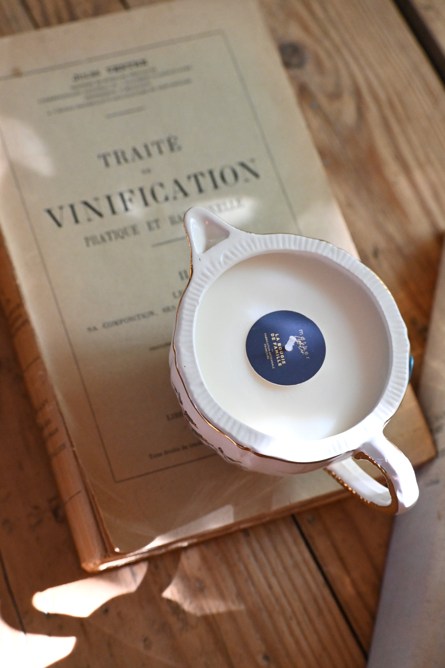 Pot à lait roses et doré