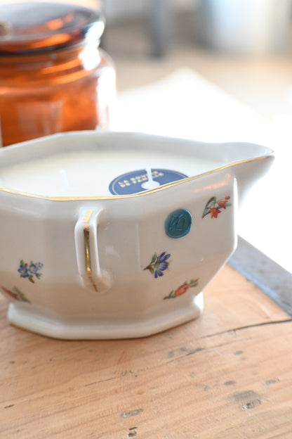 Saucier fleuri, vert et doré