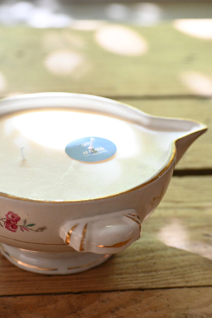 Saucier fleuri, fleurs et doré