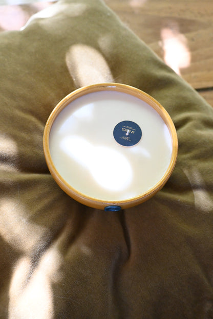 Bol en argile émaillé