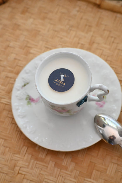 Tasse et coupelle pivoines