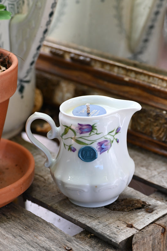 Pot à lait clochettes