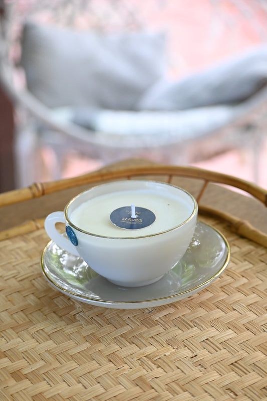 Tasse et coupelle verte opaque dorée