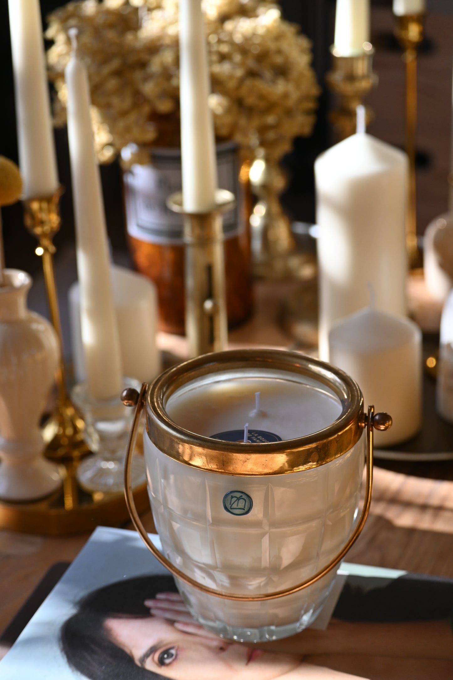 Seau à glace ciselé anse dorée