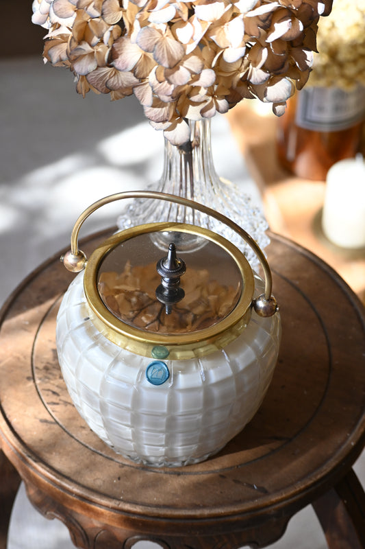 Boite à biscuit en cristal