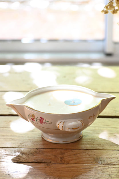 Saucier fleuri, fleurs et doré