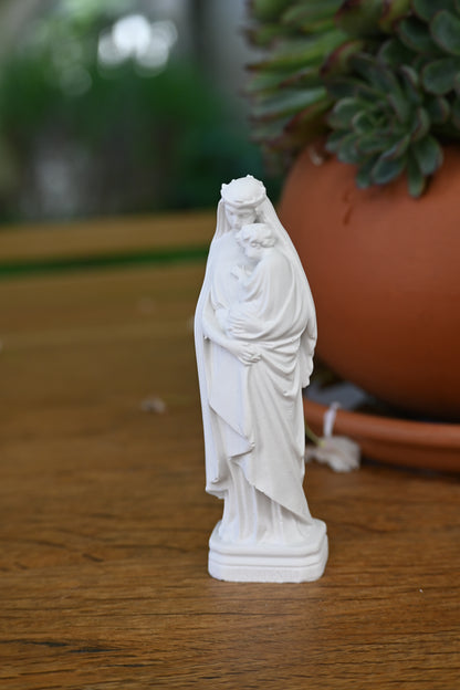 Vierge - moyen modèle